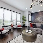 Urban Elegance Rooftop Lounge With Hot Tub Nashville