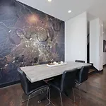 Urban Elegance Rooftop Lounge With Hot Tub Holiday home