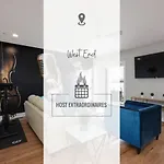 Urban Escape Rooftop Lounge With Skyline Views