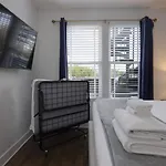 Holiday home Blue Horizon - Hot Tub - Dual Rooftop Balconies Nashville