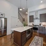 The Ivy 3 Bedroom 2.5 Bath In West End * Nashville