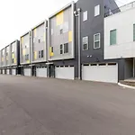 Harmony Of Nashville Dual Townhomes With 14 Beds