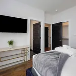 Two Townhomes - Hot Tubs And Rooftop Balconies * Nashville