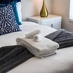Holiday home Two Townhomes - Hot Tubs And Rooftop Balconies Nashville
