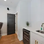 Two Townhomes Rooftop Lounges With Skyline Views Nashville
