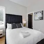 Holiday home Two Townhomes Rooftop Lounges With Skyline Views Nashville