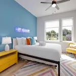 Holiday home Hey Dolly Denim Dual Townhomes