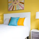 Hey Dolly Denim Dual Townhomes * Nashville