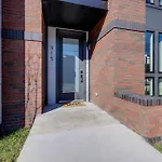 The Camellia - Rooftop Patio & Dog Friendly! * Nashville