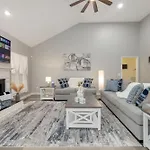 Monthly Rental Property, 30 Plus Days Or More- Send Us A Message For More Details!