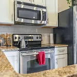 Corner King - King Size Beds Close To Vandy & Broadway