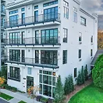 121 By Avantstay Hotel