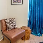 Belmont Music Row 4 Bed, Rooftop, 10 Minutes To Dt, 24 Hour Hospitality Team, Perfect For Groups, 7 Miles To Airport Holiday home *