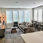 Apartment Edison 210 *