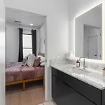 Holiday home Luxury Riverview With Patio Walk To Broadway Nashville