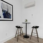 The Iris - Walk To Dining And Nightlife Rooftop! Holiday home Nashville