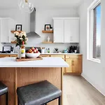 Holiday home The Iris - Walk To Dining And Nightlife Rooftop! Nashville