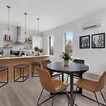 Holiday home The Iris - Walk To Dining And Nightlife Rooftop! Nashville