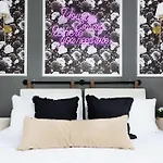 The Azalea - Walk To Dining & Nightlife, Rooftop! Holiday home Nashville