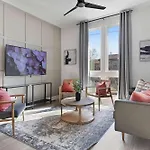 The Camellia - Rooftop Patio & Dog Friendly! Nashville