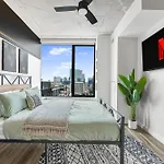 Apartment The Industrial Downtown *