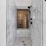 The Sunflower - Mins To Broadway And Rooftop Patio! Nashville