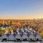 24K Escape - Rooftop Oasis, 3 Miles To Broadway!