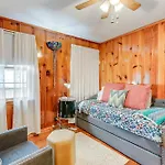6 Mi To Downtown: 70s-themed In Nashville! * Nashville