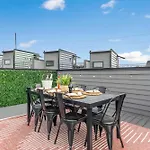 The Daylily Rooftop Patio, Steps To Dining *