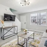 Brentwood U11 I Cozy & Comfy I 2bd I Free Parking
