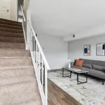 Apartment Brentwood U10 I Cozy & Comfy I 2bd I Free Parking *