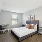 Brentwood C4 I Cozy & Comfy I 2bd I Free Parking Apartment