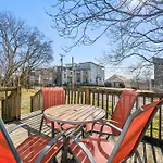 Family Friends And Free Parking Close To Downtown Holiday home Nashville