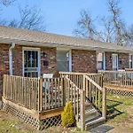 Family Friends And Free Parking Close To Downtown