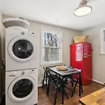 Family Friends And Free Parking Close To Downtown * Nashville