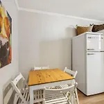 Holiday home Family Friends And Free Parking Close To Downtown *