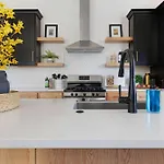 The Daylily & The Aster - Two Four Bedroom Homes Holiday home *