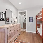 Chic And Cozy - Walk To Bars, Coffee, And Restaurants Nashville