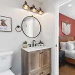 Chic And Cozy - Walk To Bars, Coffee, And Restaurants * Nashville
