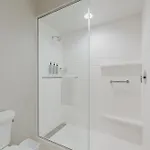 By Marriott Metro Center Hotel 3*