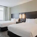 Hotel By Marriott Metro Center 3*