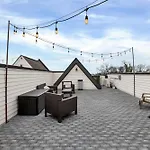 1035 Fairwin Ave