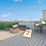The Trillium & The Iris - 2 Homes 6 Bedrooms * Nashville