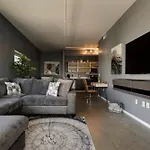 5M332- Sleek And Spacious Condo In East