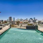 The Gulch Music Row Broadway Parking Apartment *