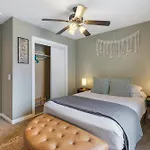 Holiday home Big Cozy House 3 Mi To Downtown With Outdoor Fire Pit Nashville