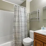 Big Cozy House 3 Mi To Downtown With Outdoor Fire Pit *