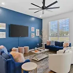 Holiday home 3 Miles To Broadway -garage, Patio, Walk To Shops Nashville