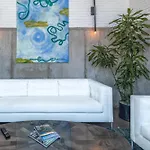 Apartment 121 Floor 1 Buyout By Avantstay Entire First Floor Buyout Of 121 Sleeps 16