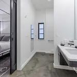 Apartment 121 Floor 1 Buyout By Avantstay Entire First Floor Buyout Of 121 Sleeps 16 *